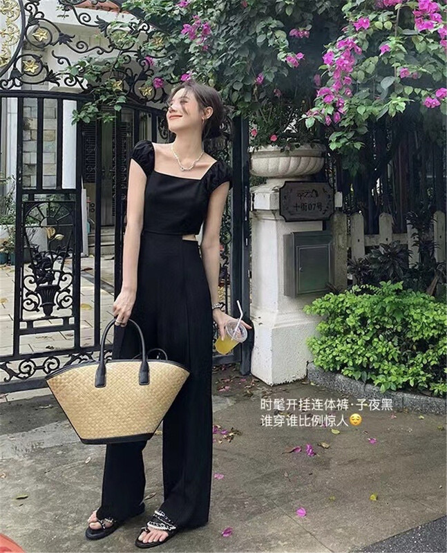 [Linna] commuter simple square neck solid Jumpsuit 124661\jj