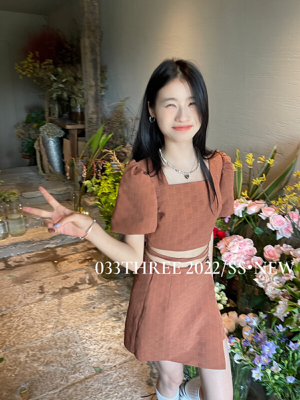 [033three] retro square neck bubble sleeve blouse + slim skirt suit 8210\lsl