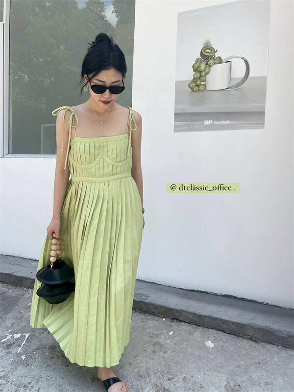 [DT class] heavy industry fashion pleated Sling Dress 4792\xyj