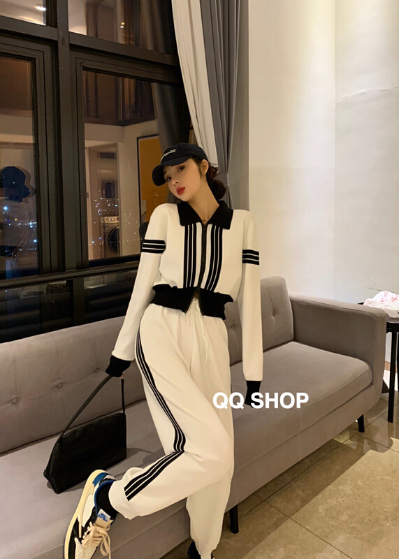 New year in early spring! [QQ shop] Korean fashion splicing Top + casual pants set zz1151\ozq