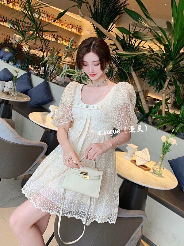 [Asian American clothing] French gentle heavy industry embroidery backless dress 3965\pcz