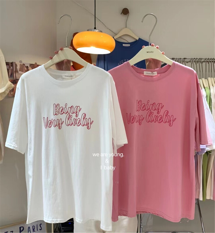[we are young] Korean alphabet printed versatile short sleeve T-shirt 131\zxx