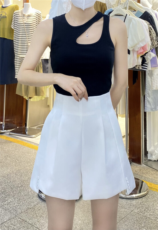 [e-wo] Korean simple slim casual shorts 22110\lsw