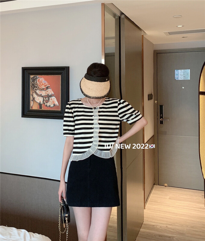 [IU] fresh and simple striped fungus edge design shirt 6887\wpl