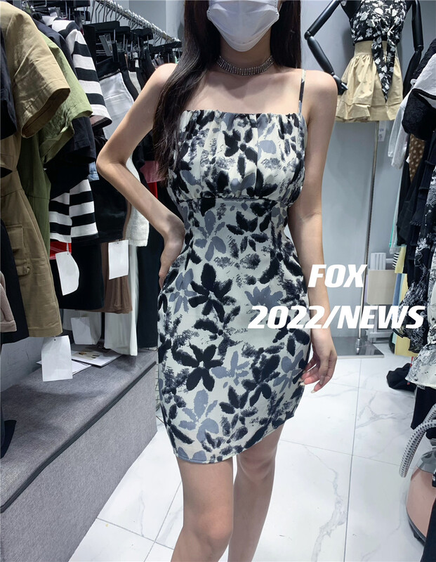 [fox] sleeveless head slim dress 8816# WTT