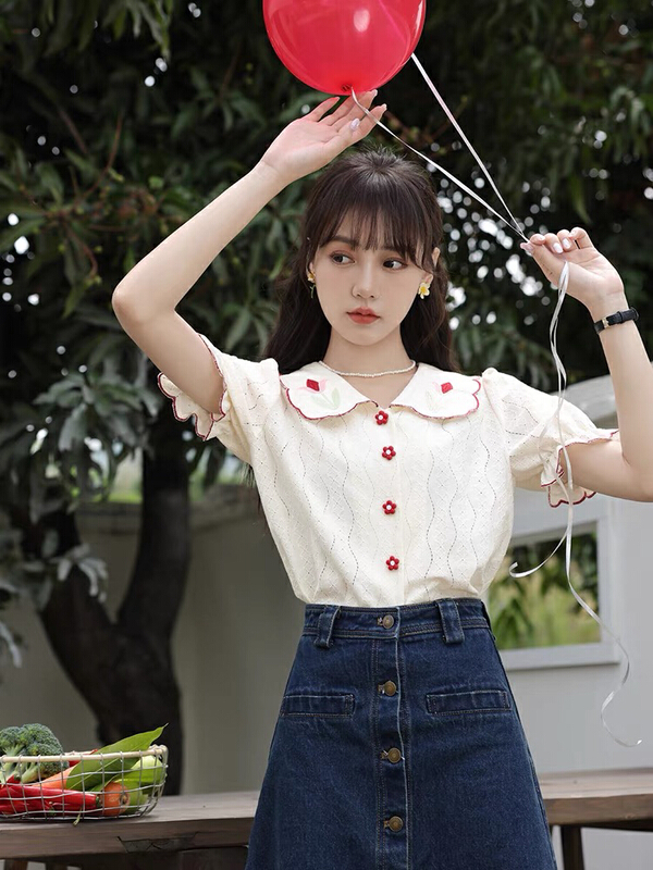 [ou zhengsha] French tulip embroidered short sleeve blouse (only selling blouses) 18883\jj