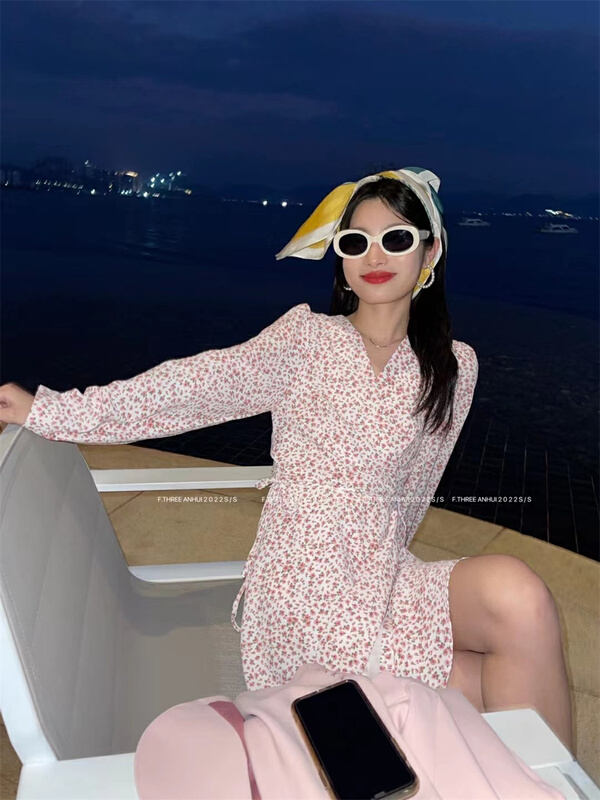 Original price 123.95! [f.three] V-neck lace up floral dress dress dress 87192-1\xj