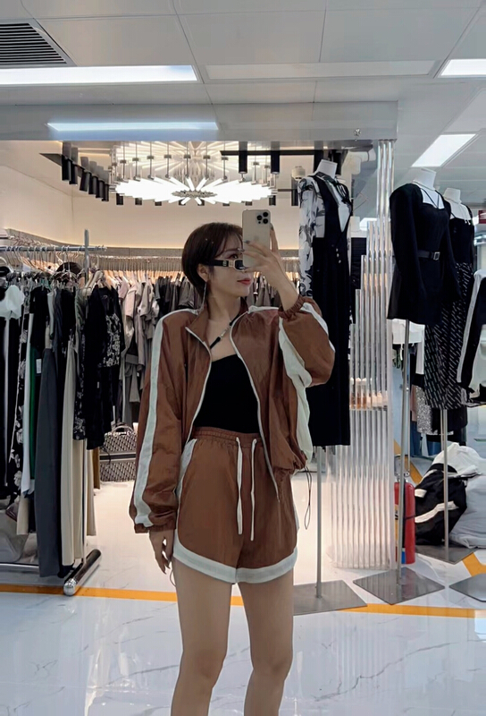 [semi plain] zipper long sleeve loose and versatile short coat + sports and leisure Shorts Set k151\zjy