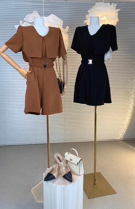 [ou zhengsha] solid color short sleeve high waist Jumpsuit (with belt) 18802\jj