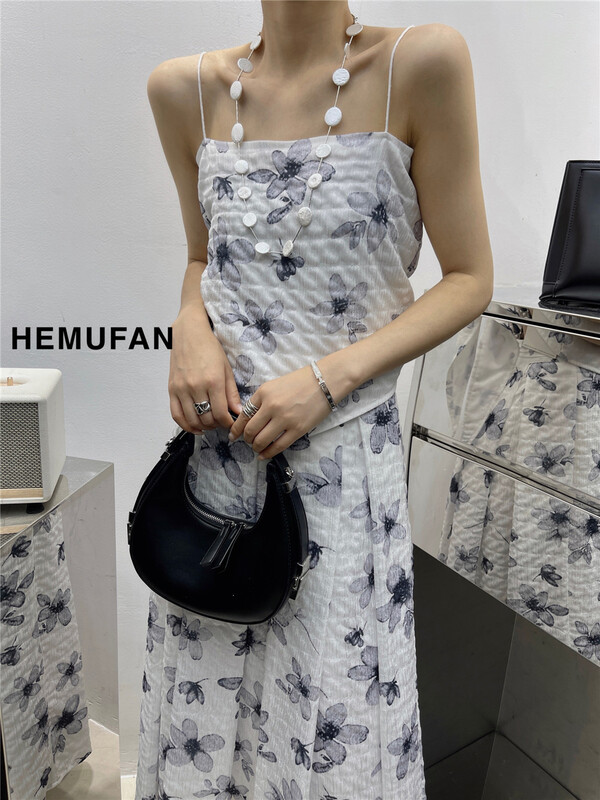 [hemufan hemufan] slim waistcoat with irregular hem / sling 3865\l