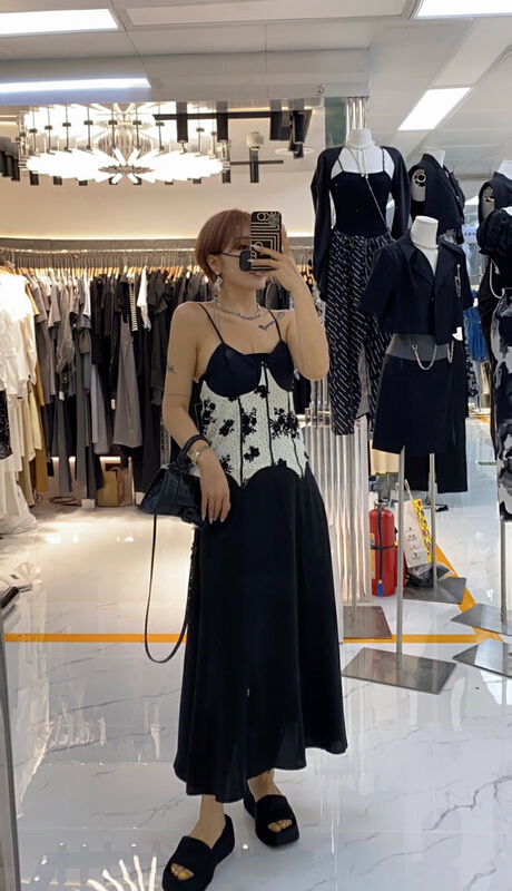 [semi plain] sleeveless pleated versatile dress u575\zjy