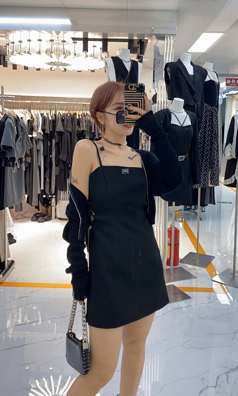 [semi plain] label simple hollow out suspender dress u585\zjy