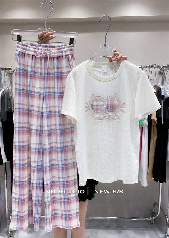 [NN] Korean version wild glasses cat short sleeve T-shirt (T-shirt only) 7561\xyy