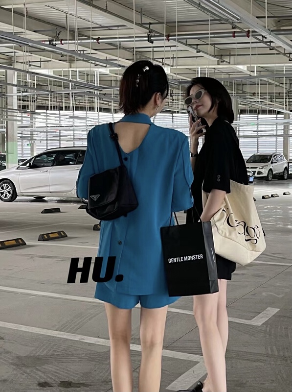 【HU.】 Backless careful machine temperament suit 22101\zxl