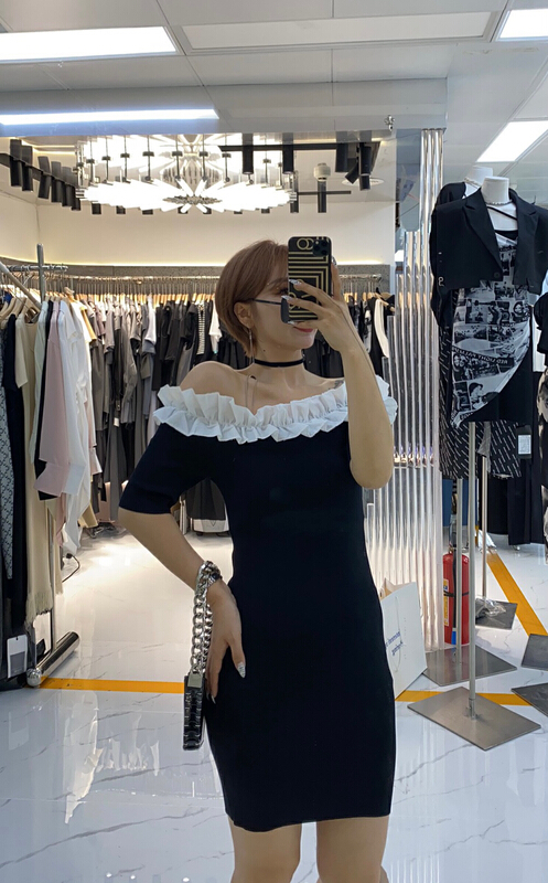 [semi plain] French Ruffle one line collar slim dress l033\zjy