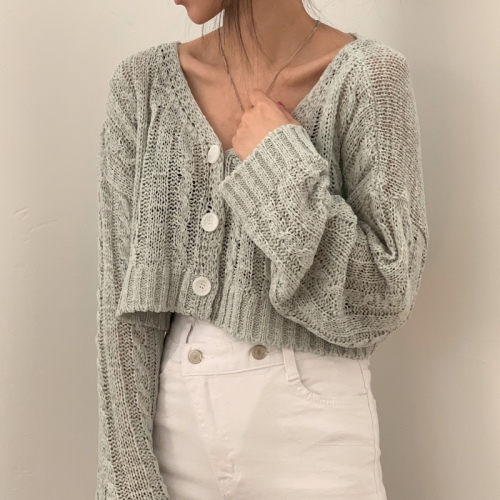 Short V-neck breasted fried dough twist knitted cardigan