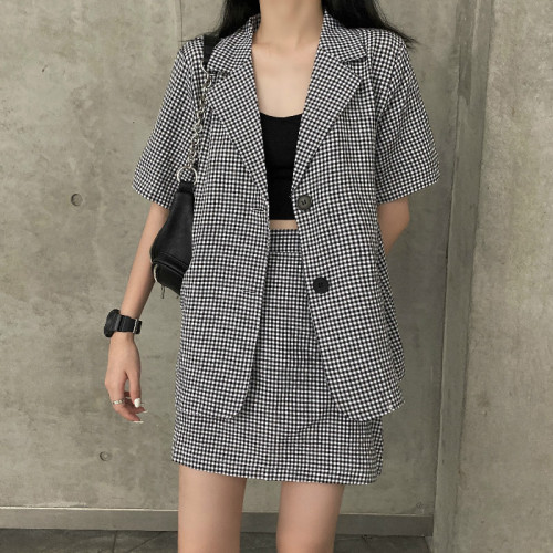 Real shooting and real price new summer versatile Plaid A-line skirt + suit jacket + suspender vest