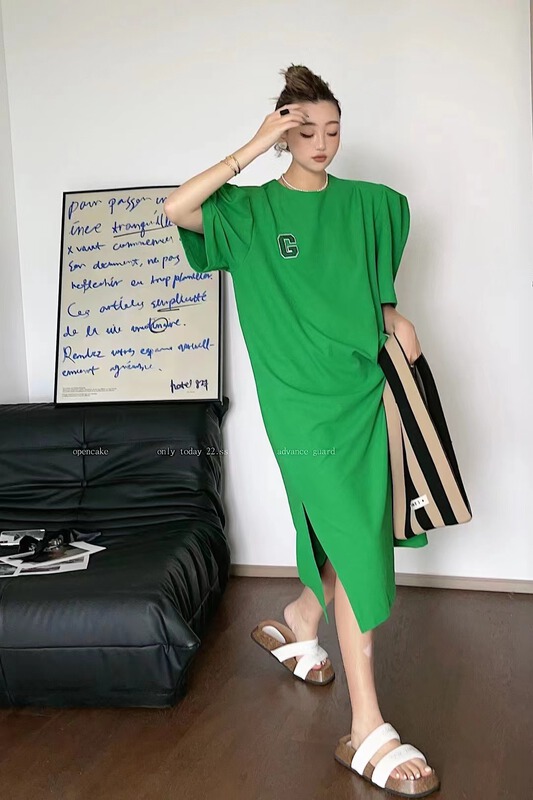 [open] round neck bubble sleeve lettered dress 3862\ozq