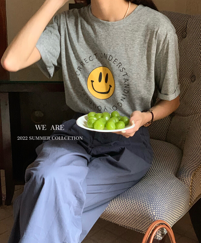 [we are] Korean version versatile smiling face printed short sleeve T-shirt 20159\zjy