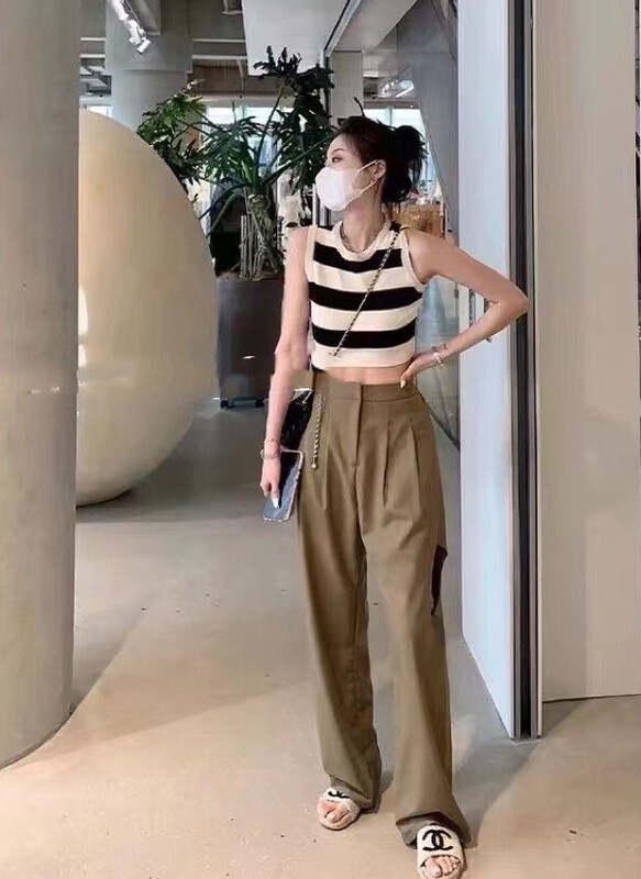 [ff.studio] Royal sister xiaoxiangfeng thin Vest + western fashion broken hole casual pants set 6119\ozq