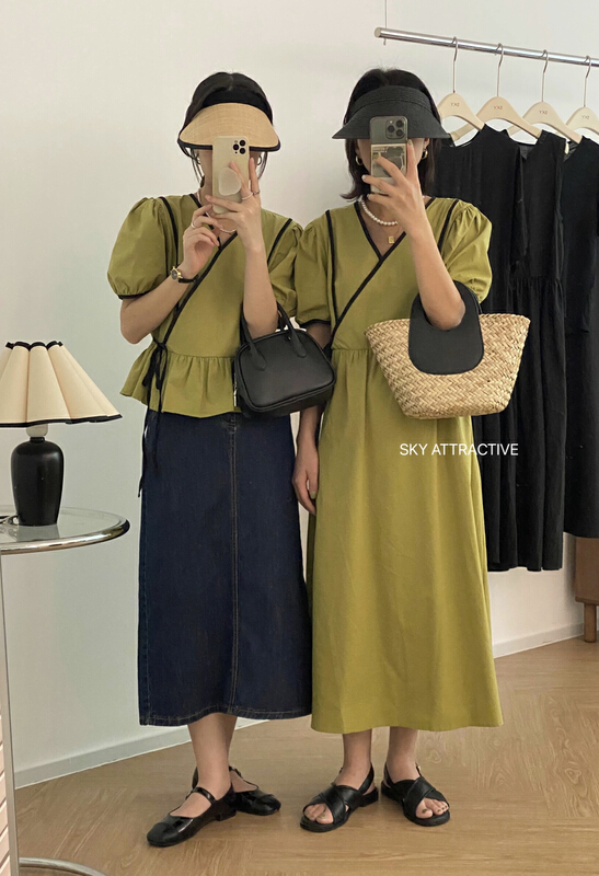 [sky] French simple V-neck contrast shirt 9625\hbx