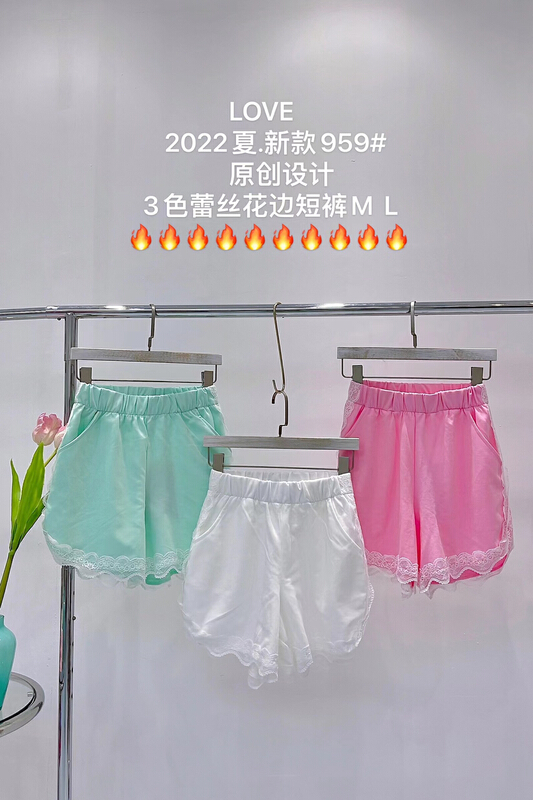 [love] Korean slim elastic waist lace stitched casual shorts 959\wtt