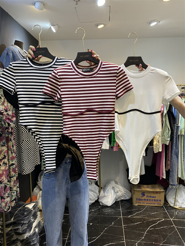 A new year in early spring! [top close] striped one-piece pullover shirt 6876\ozq