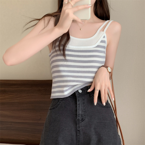 Real shooting, real price, summer design, fake two-piece striped tank top, female