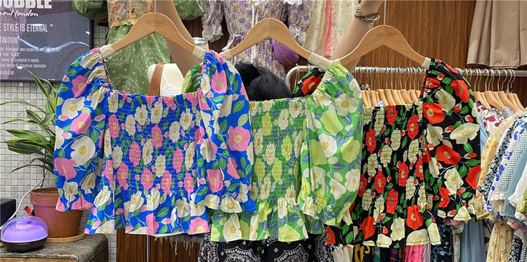 [suzybubble] square neck bubble sleeve flower blouse 108\wpl