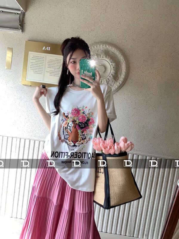 [tangdou original] simple leisure Nail Drill Sequin design loose short sleeve T-shirt 9809\wtt