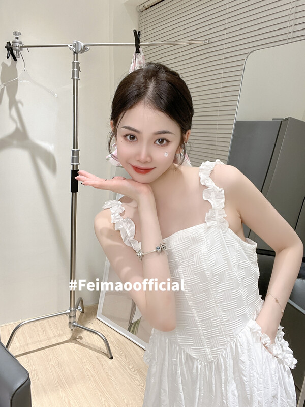 Original price 104.99! [Feimao (Yimao)] Korean sweet suspender mid length dress ym-7731\lsl