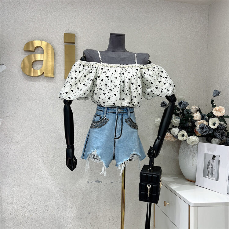 [t.ai] fresh off shoulder style short shirt 10108# zxx