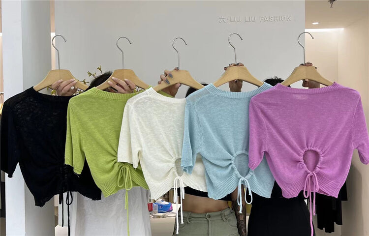 [VI. Liu Liu] strapping machine fashion sweater 80007# zxl