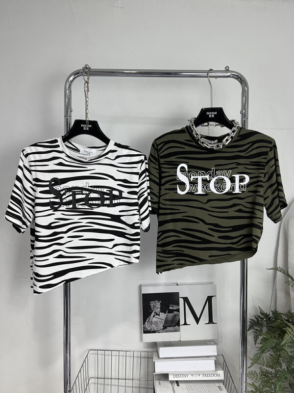 [Fanfan] trendy zebra lettered irregular short sleeve T-shirt 0057\zxx