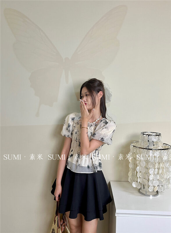 [Sumi] French style square neck pull pattern bubble sleeve shirt 7098\zjy