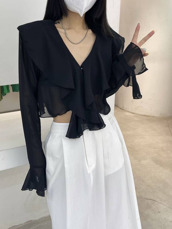 [VI. Liu Liu] ear edge fashion sunscreen shirt 60231\zxl