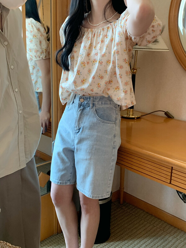 [meet me] small loose thin 5-point denim shorts 7010\ll