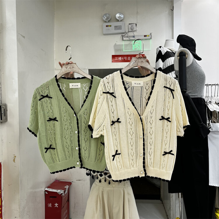 [Yun] V-neck single breasted short sleeved knitted cardigan 6719# CSX