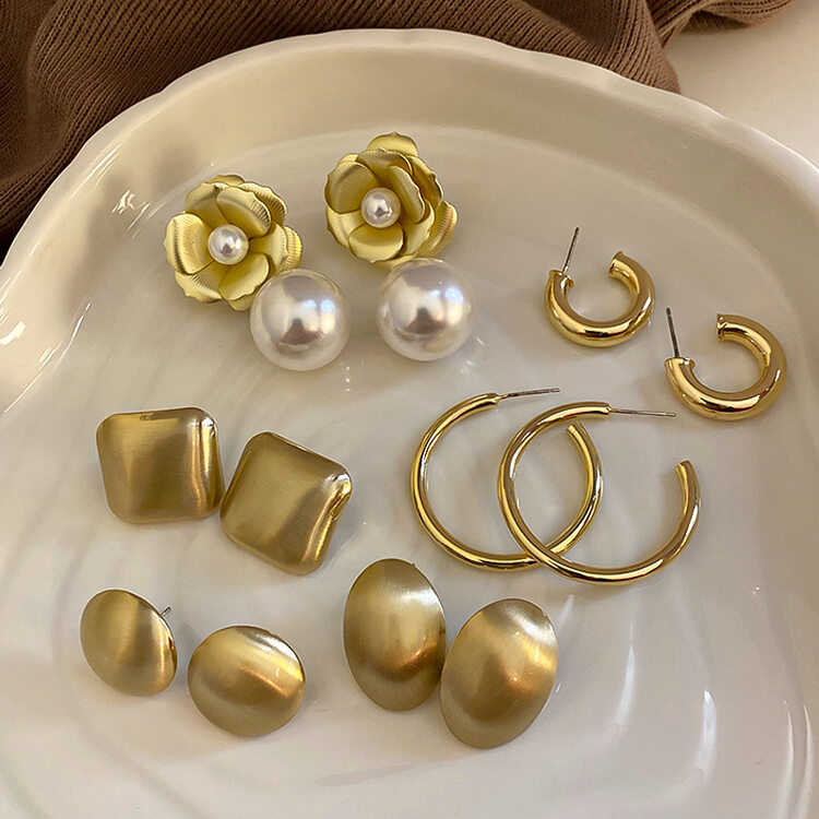 [inside] Vintage harbor style Flower Pearl simple geometric arc versatile Earrings r3316# zxl