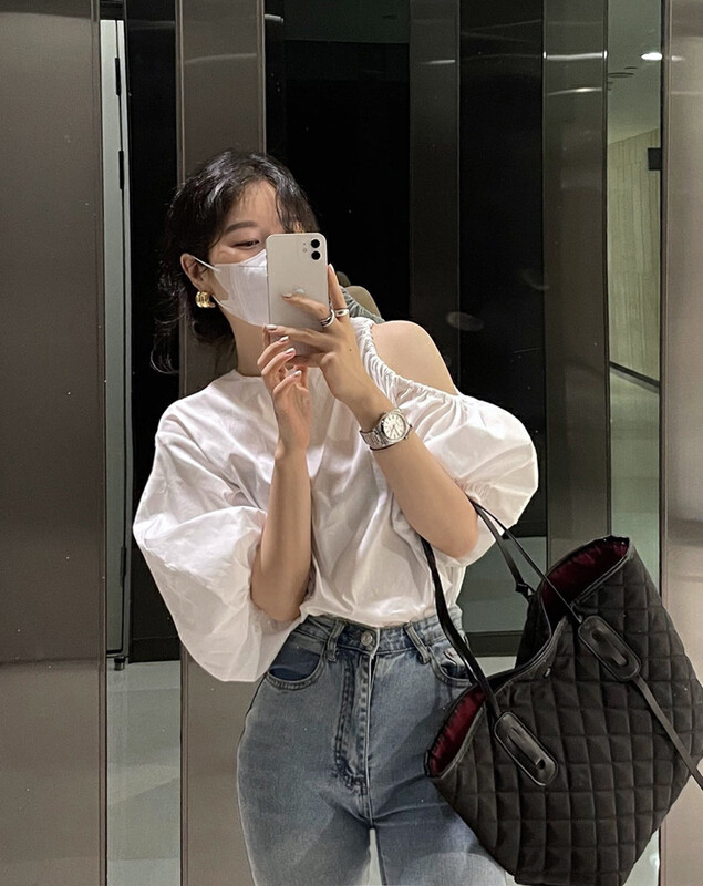 [millet +] chic temperament leaky shoulder shirt 341# WPL
