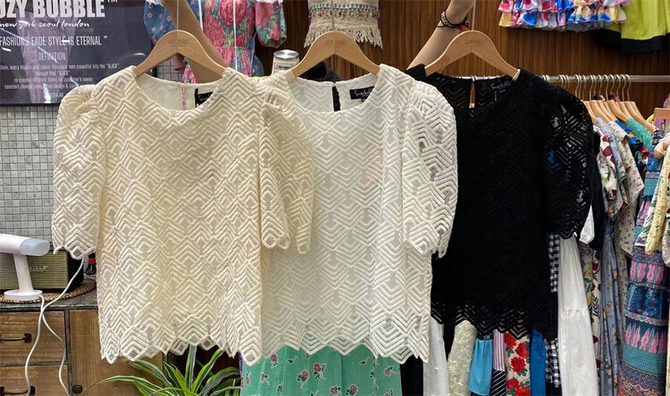 [suzybubble] fresh and simple round neck bubble sleeve blouse 8051# WPL