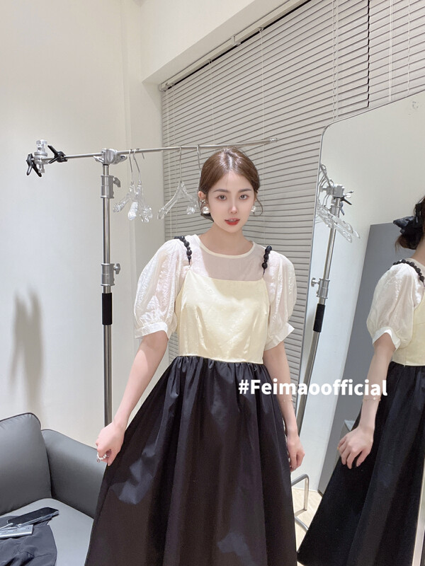 In early summer! [Feimao Philippine cat] color blocking fashion suspender dress 8082\lsl