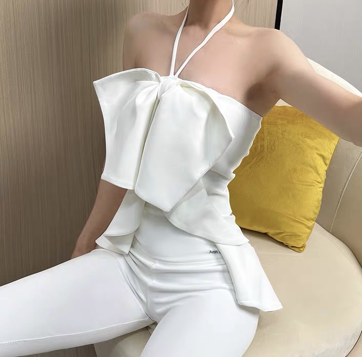 Original price 98.99! In early summer! [yhpi] hanging neck sexy careful machine shirt 2667\jj