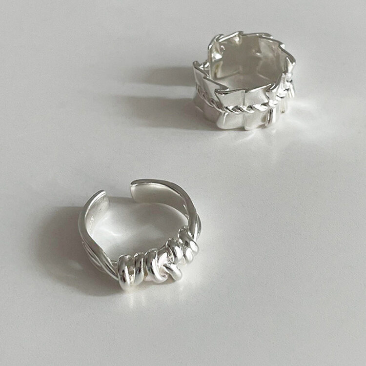 [inside] Korean style simple niche design feeling pleated personalized adjustable ring j3320# zxl