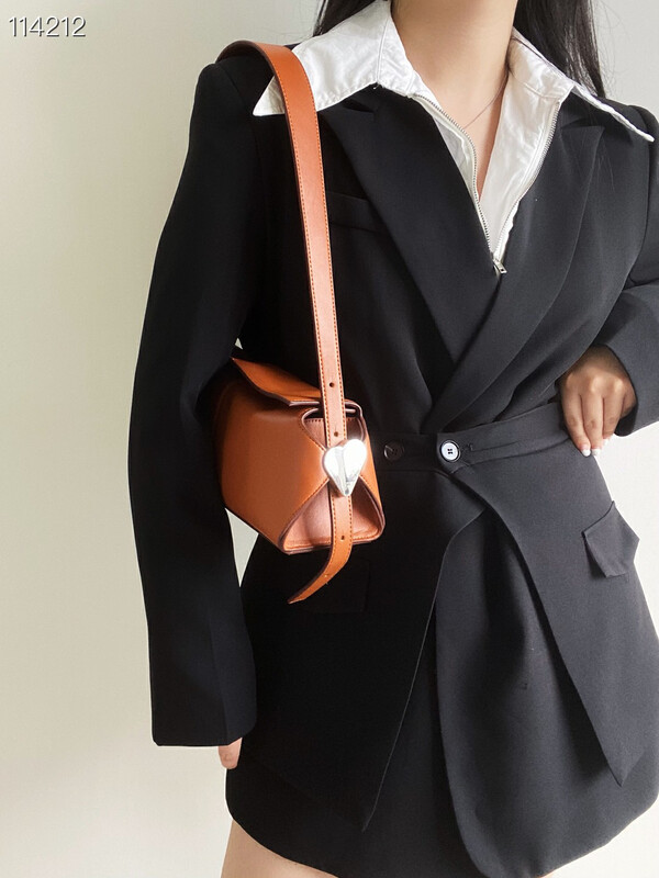 [9:00pm] fashionable niche ins shoulder bag 20435 × LSL