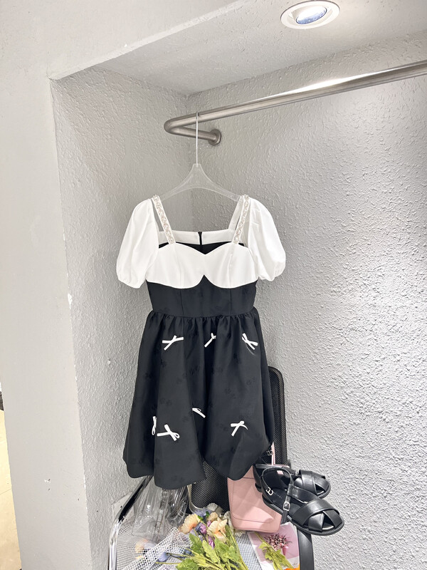 Original price 142.00! [Feimao (Yimao)] Korean sweet bubble sleeve patchwork dress ym-7703\lsl