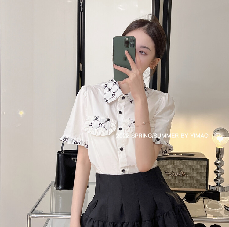 Original price 66.55! [Feimao (Yimao)] Korean style design sweet bubble sleeve shirt ym-8107# LSL