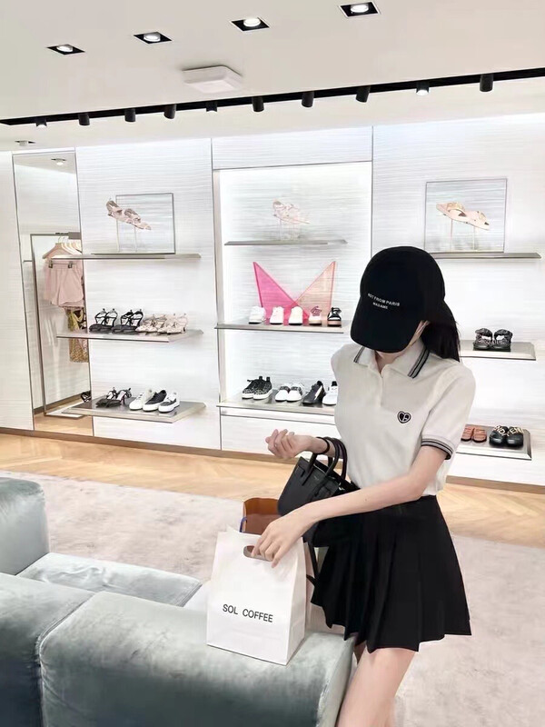 [Hello Miss] college style love pattern T-shirt + pleated skirt set ys1-6337\pcz