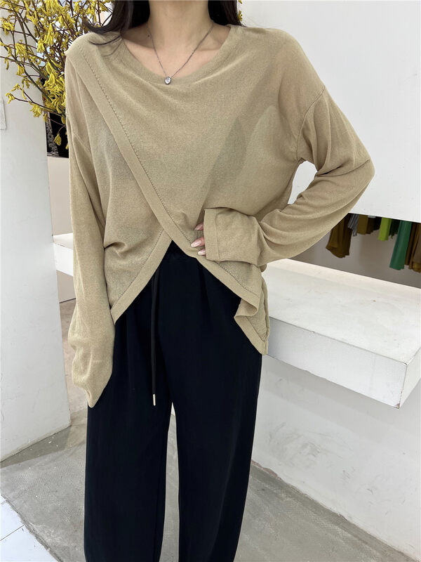 [VI. Liu Liu] slit loose versatile T-shirt 80011 \zxl