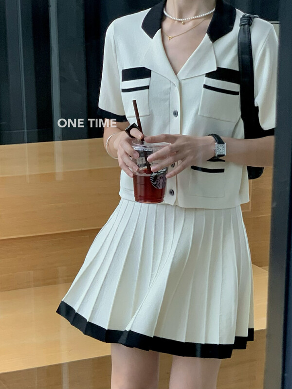 [one time] small fragrance color contrast ice silk top + pleated versatile skirt set ot7065\jhy